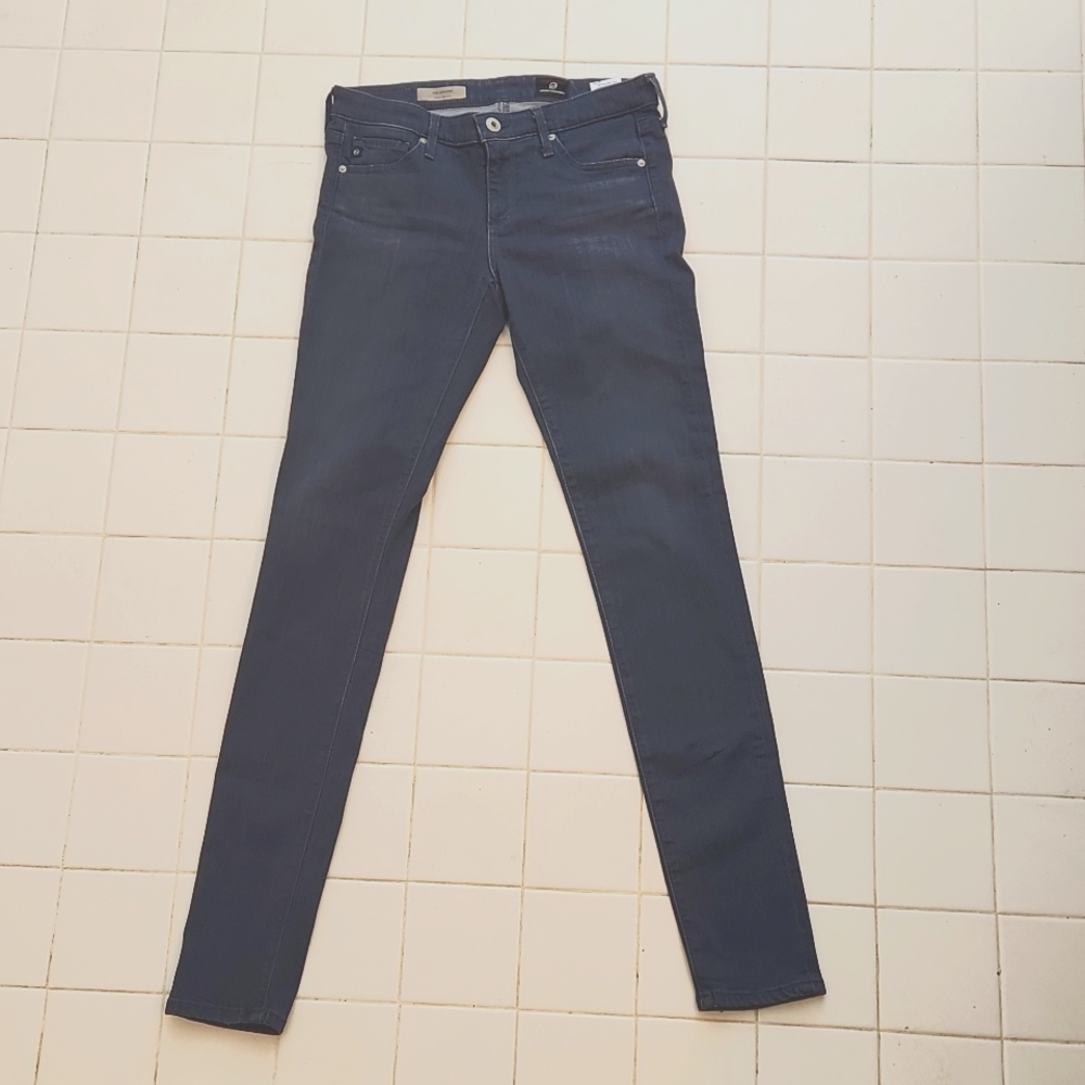 LIKE NEW!!!  AG Adriano Goldstein Jeans, The Legging Super Skinny, 27R